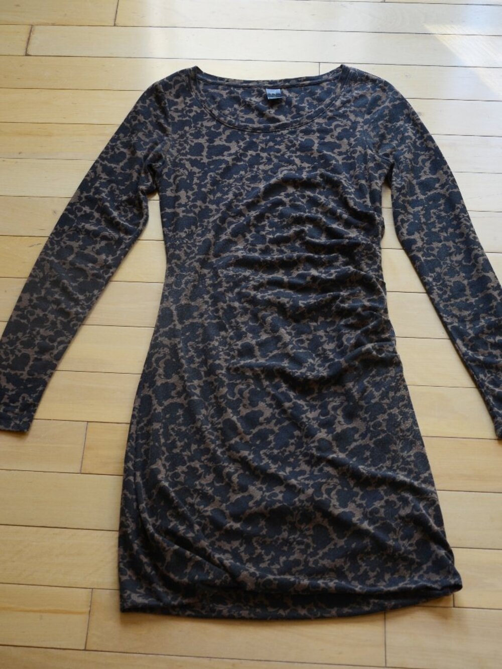 Peruvian connection animal print ruched fitted dress size XS